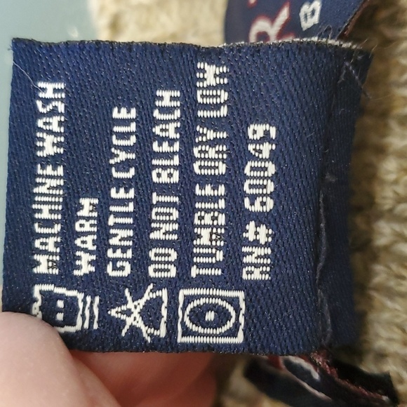 HB SPORT, men's sweater tan with flecks. Size 1X. Soft acrylic. MDe In the USA. - Picture 7 of 7